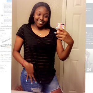 Meet your Posher, Mya